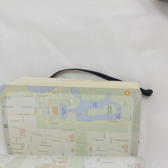 - 2 Moleskine black leather Paris Chicago notebook - Picture 16 of 16